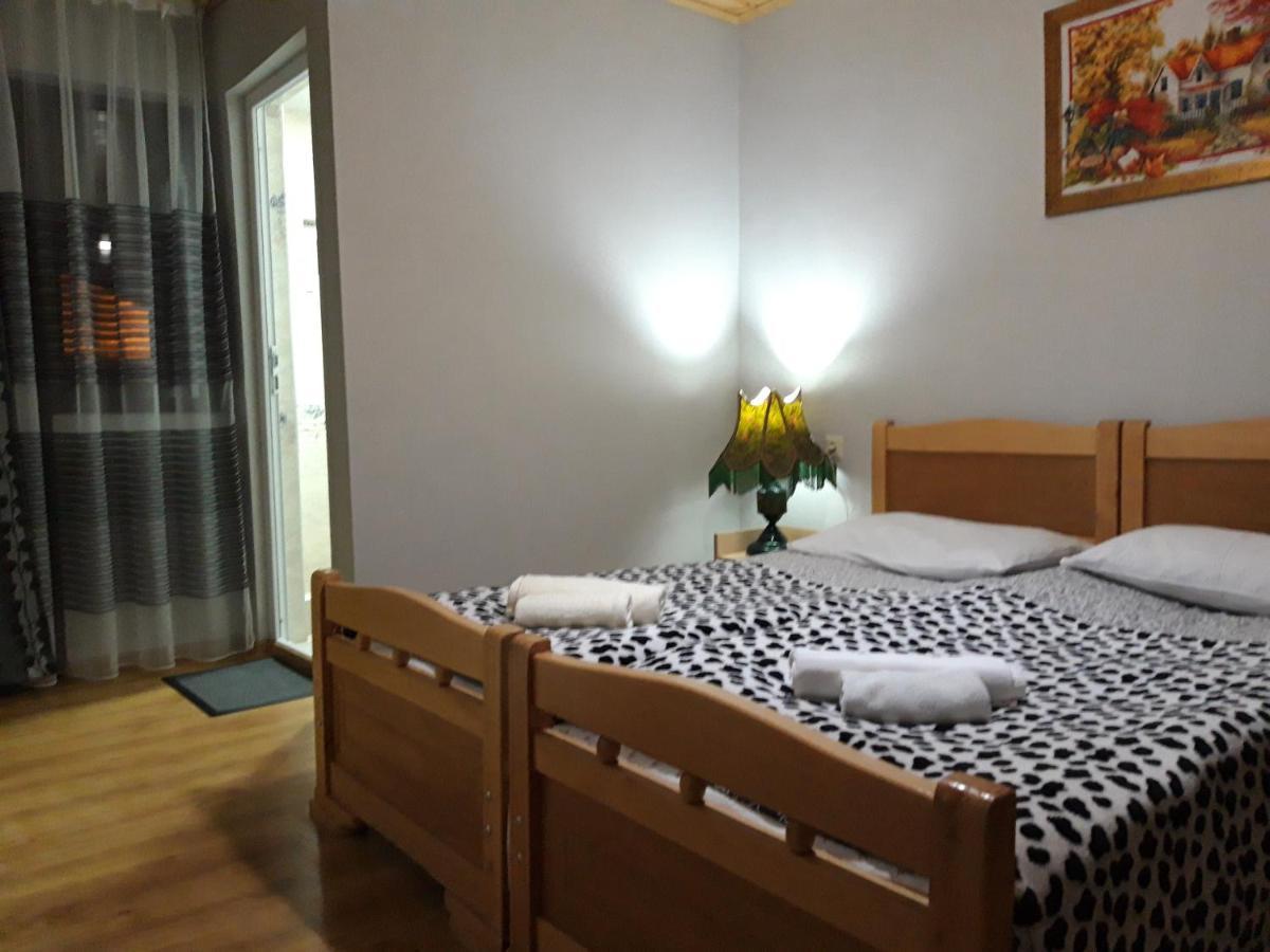 מסטיה Guesthouse Venera מראה חיצוני תמונה