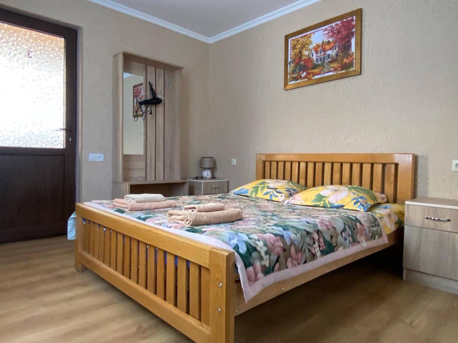 מסטיה Guesthouse Venera מראה חיצוני תמונה