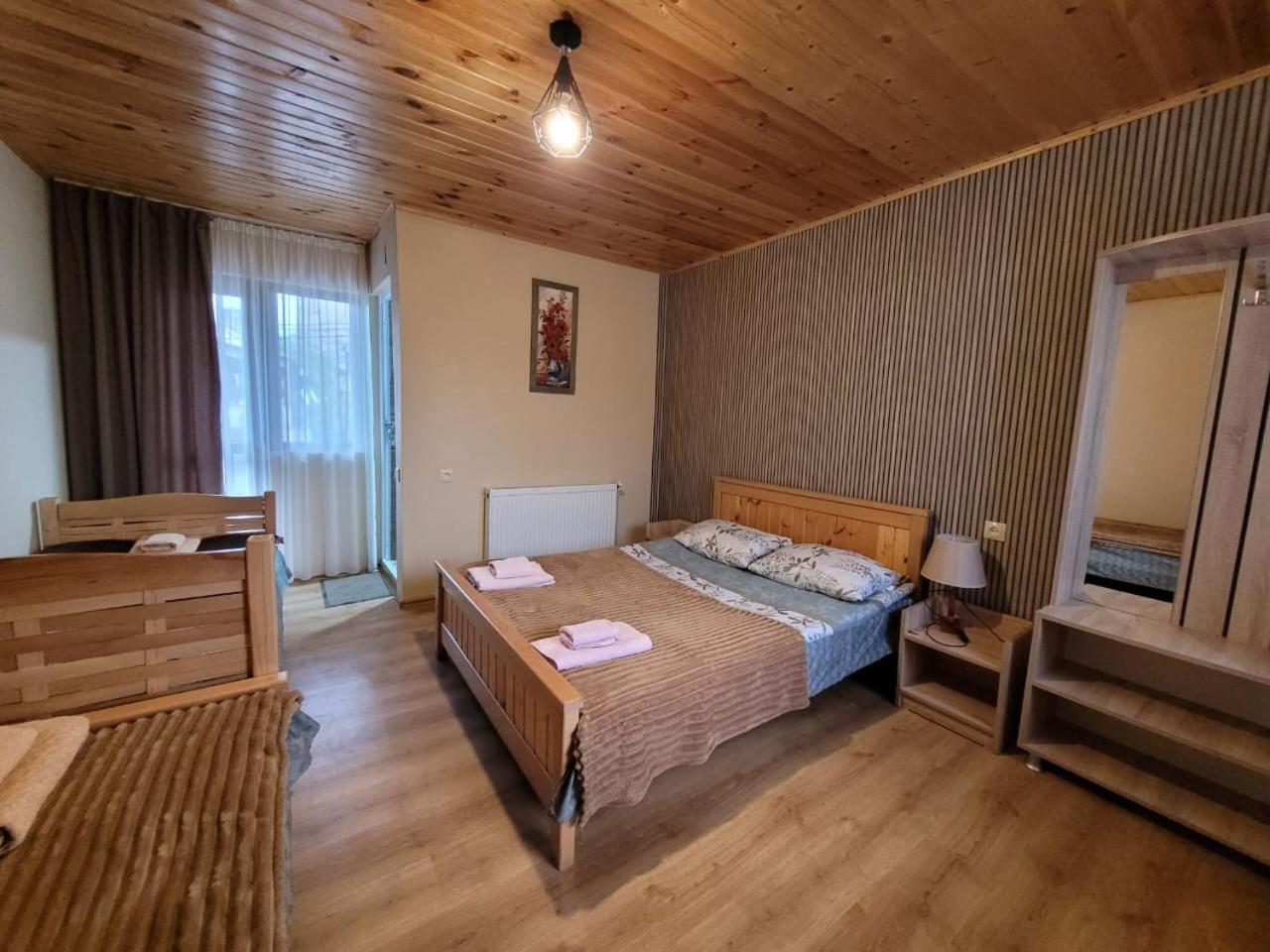מסטיה Guesthouse Venera מראה חיצוני תמונה