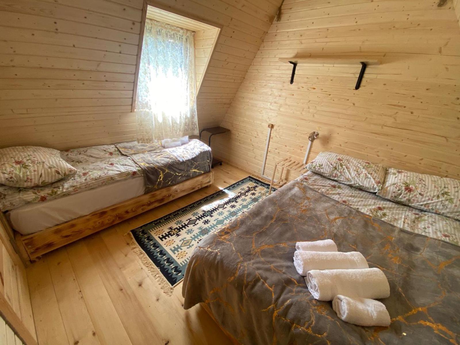 מסטיה Guesthouse Venera מראה חיצוני תמונה